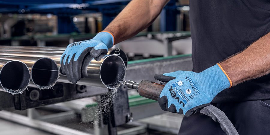 uvex phynomic XG cut protection gloves with excellent grip when assembling oily parts