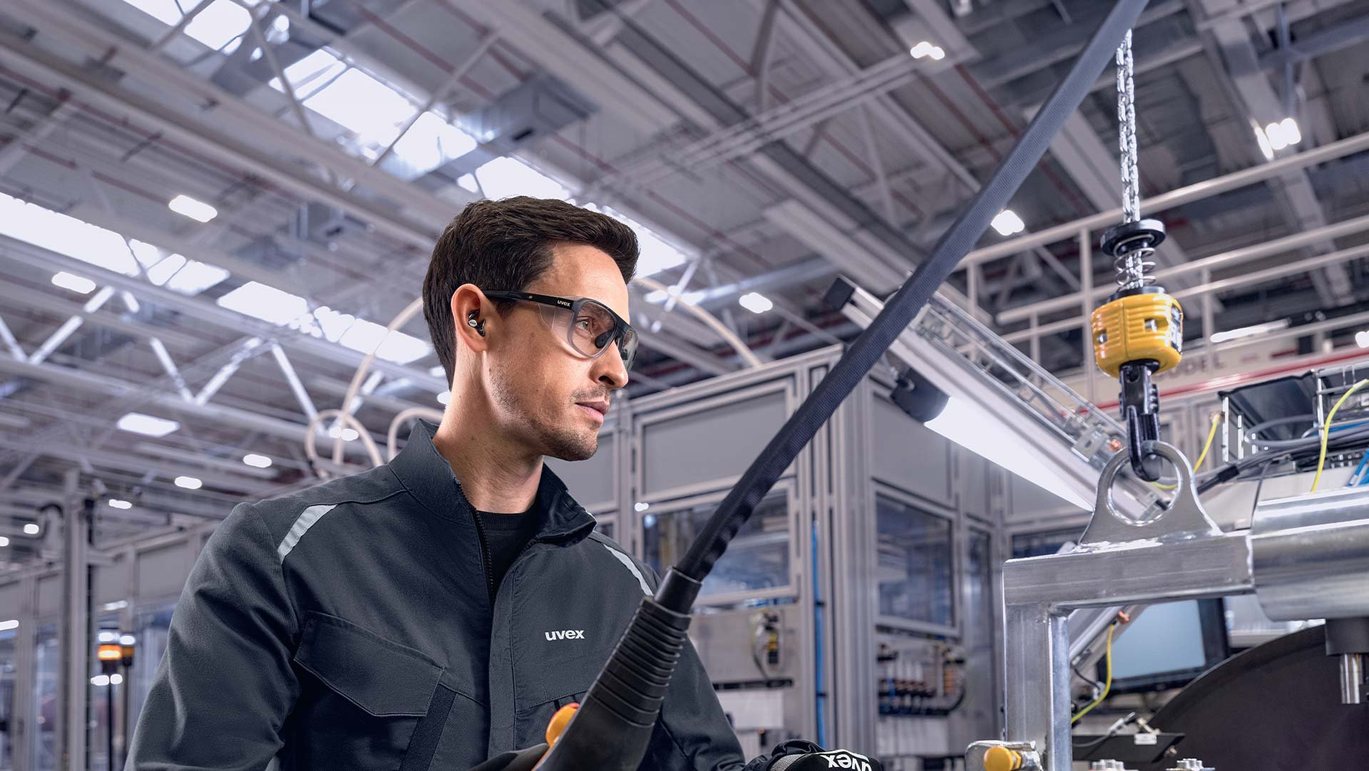 Prescription Safety Glasses vs Goggles vs Overspecs