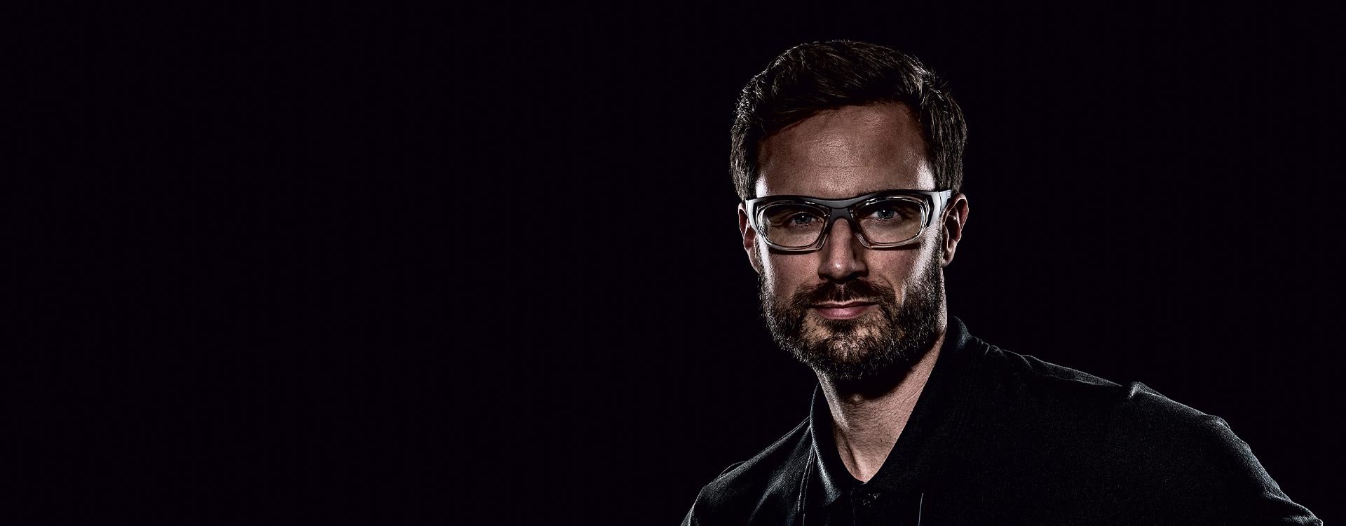 Polycarbonate versus CR39 plastic lenses