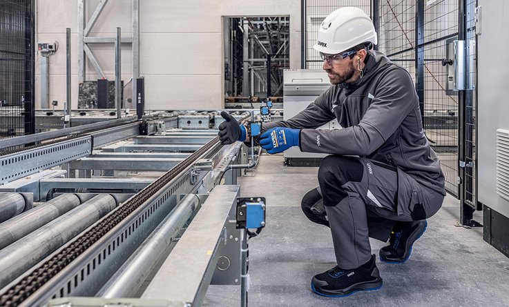 uvex 1 x-craft flexible safety shoes for the industry