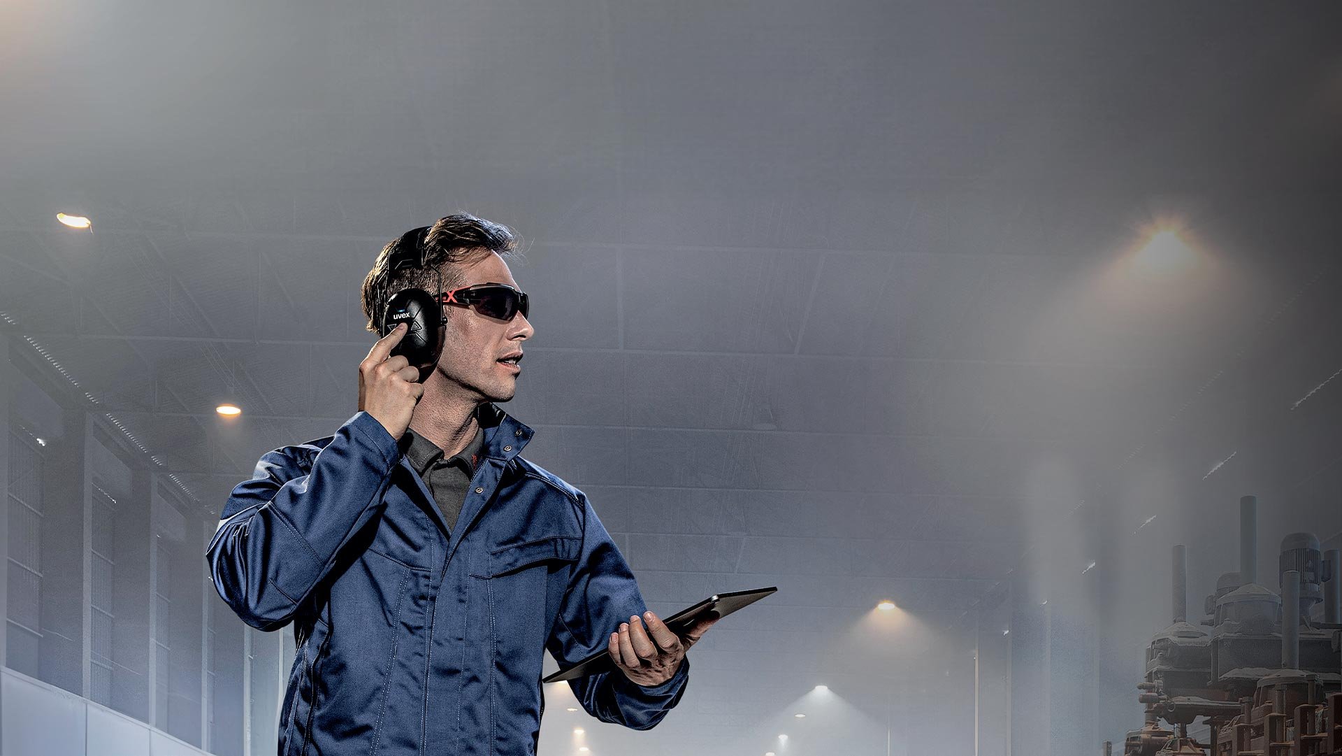 uvex aXess one electronic earmuffs with the RAL