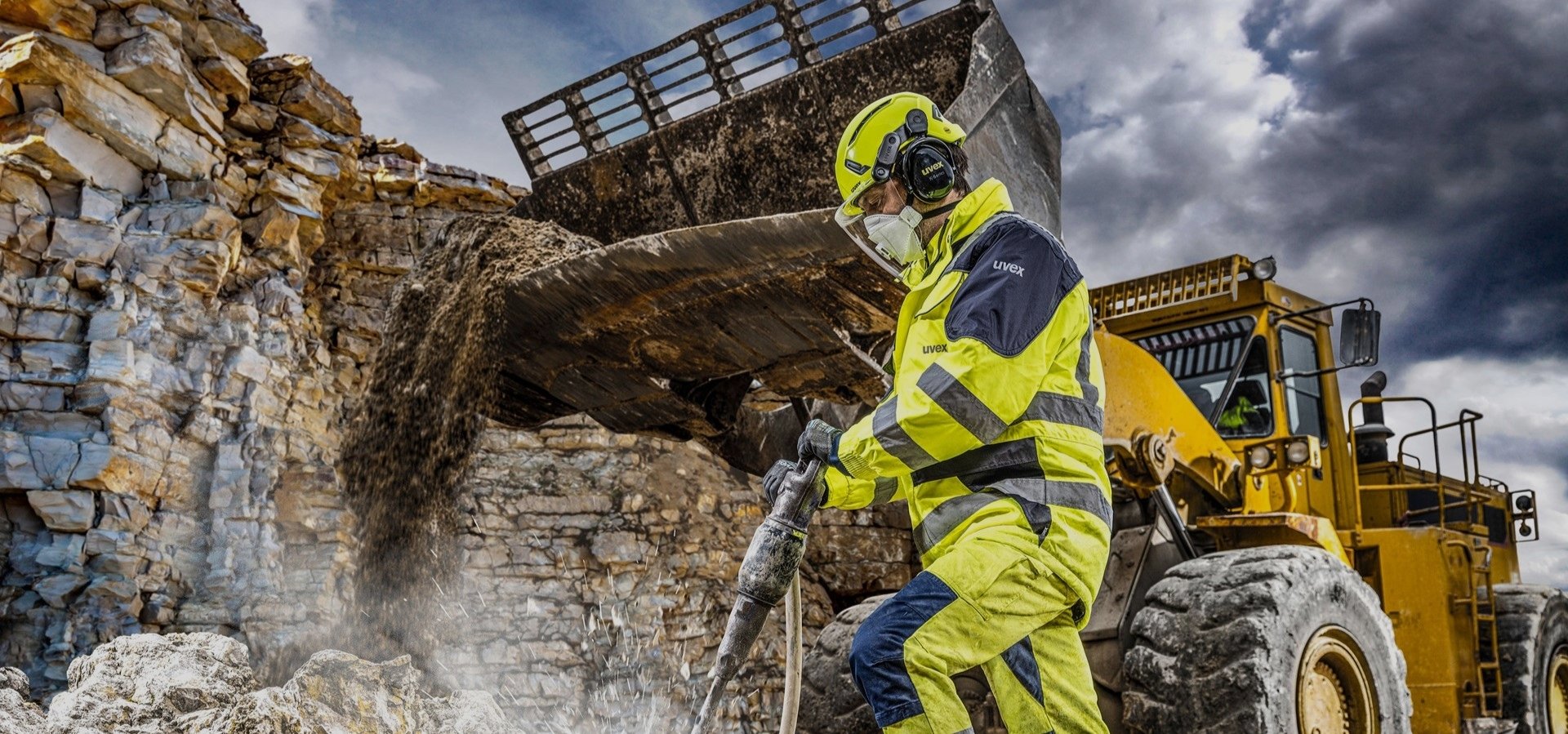 Protective safety equipment for the construction sector