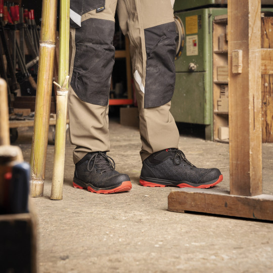 Safety footwear | Heckel RUN-R PLANET 100 HIGH lace-up boot