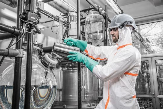 Safety gloves | uvex u-chem 3000 chemical protection glove