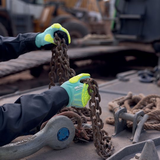Safety gloves | HexArmor Helix® 3004IMP