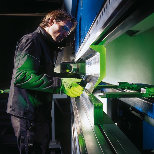 Safety gloves | uvex C500 dry