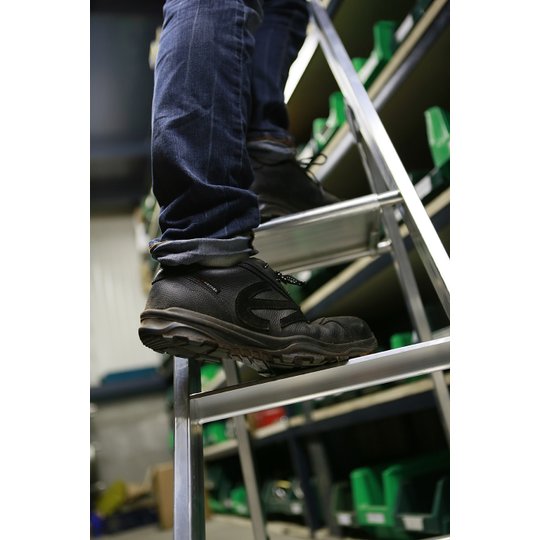 Safety footwear | Heckel RUN-R 400 LOW trainer S3L FO SR