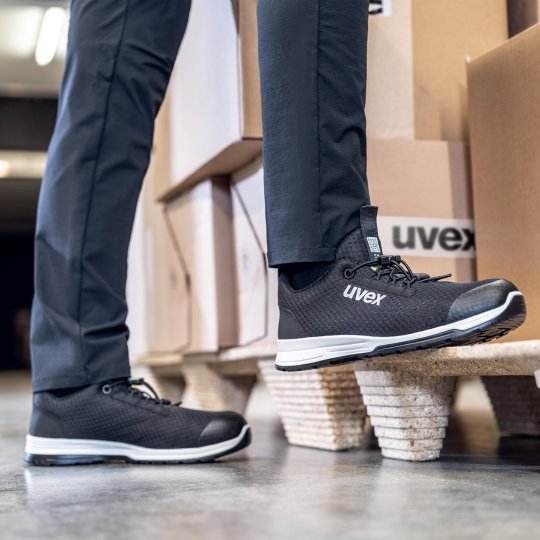 Safety footwear | uvex 1 trainer S1 P SRC