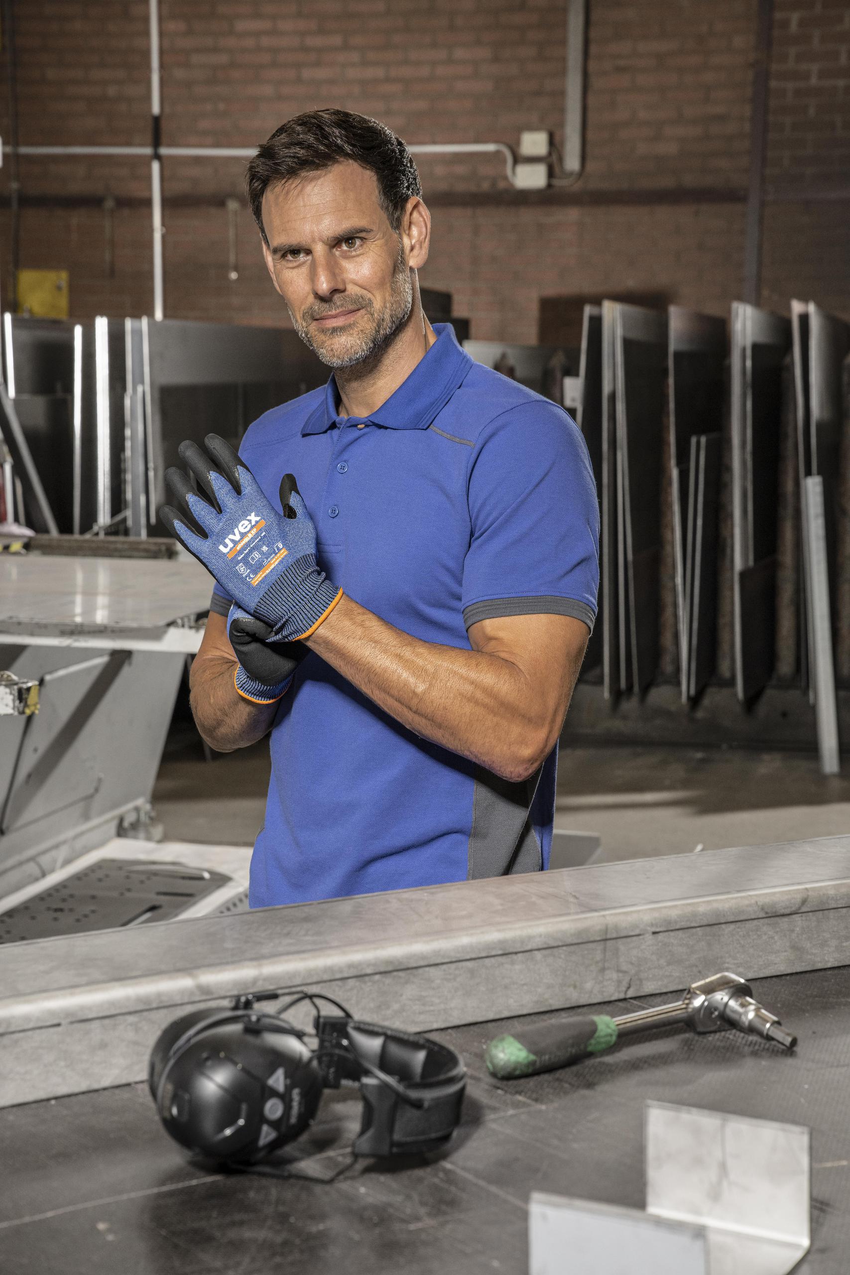Safety gloves | uvex athletic B XP