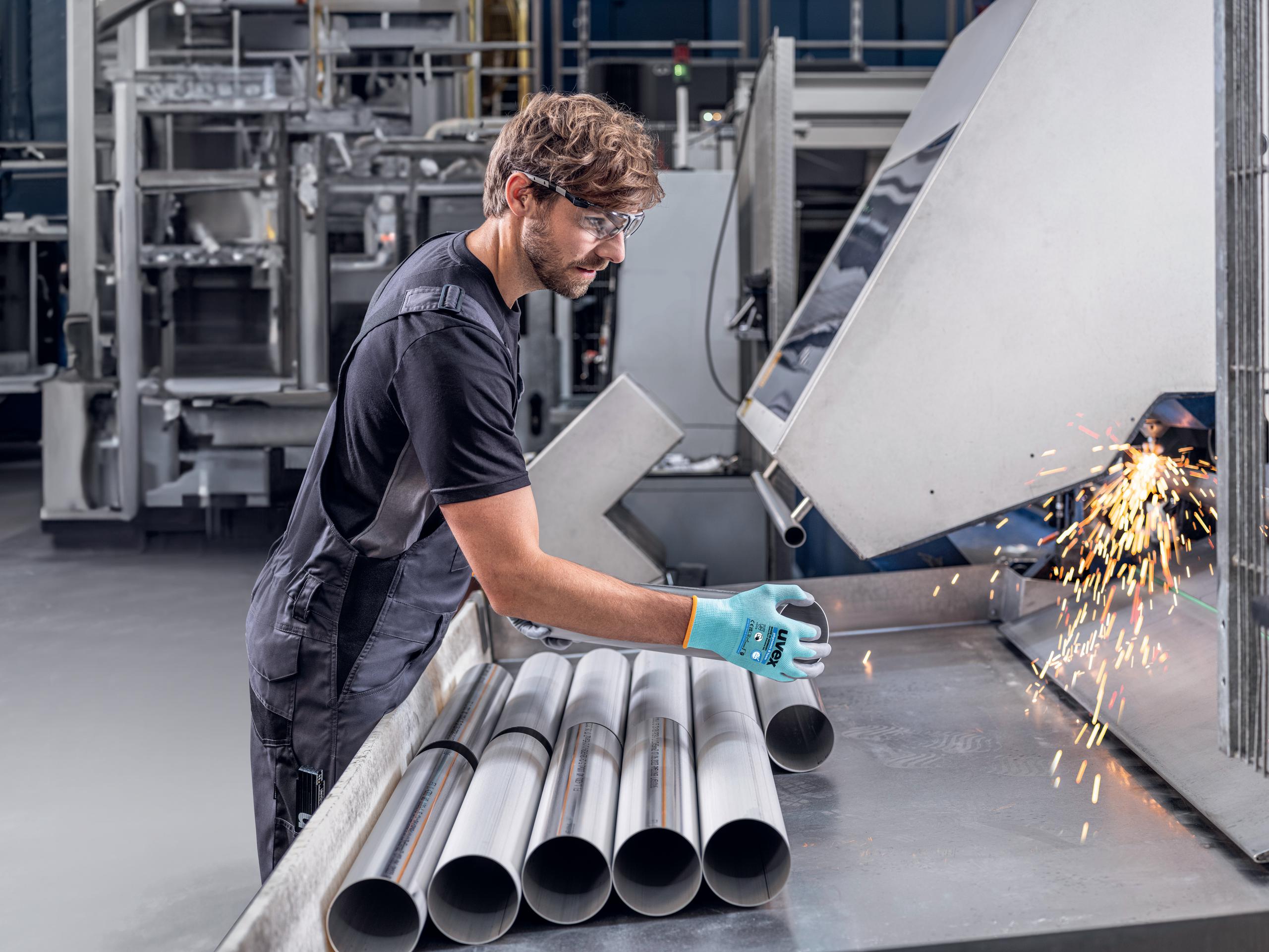 Safety gloves | uvex phynomic B foam