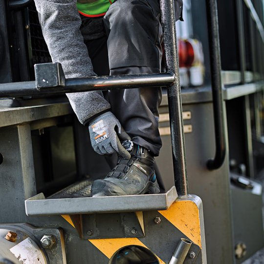 Safety footwear | Heckel MACCROSSROAD 3.0 HIGH BOA S3L lace-up boot