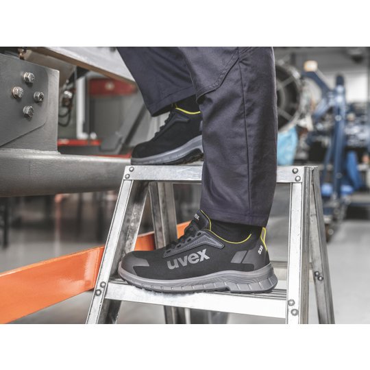 Veiligheidsschoenen | uvex 2 trend lage schoen S3S FO SC SR